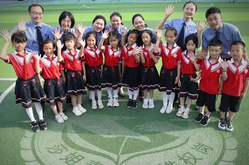 重庆有群 &ldquo;莎姐&rdquo;，22年守护少年向阳生长